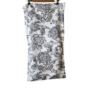 COSTCO Gray White Floral Design KING Pillow Shams - Set of 2